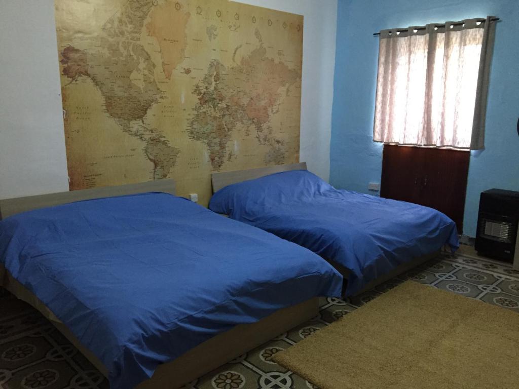 Sunrise Apartment room 2